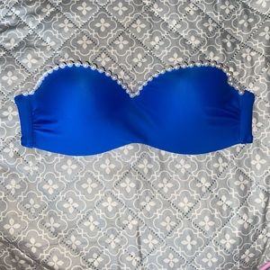 Strapless bikini top
